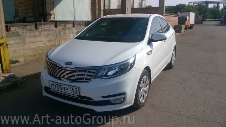 Накладка на решётку радиатора 10 мм (НПС) Kia Rio 2015